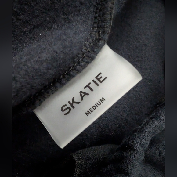 Skatie Ultralux Danny Sweatpants - Black - Picture 9 of 14